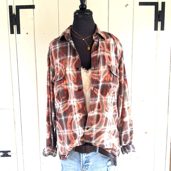 Distressed Boyfriend Plaid button down sz S - Picture 2 of 8